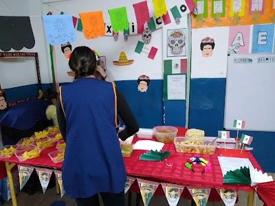 Fotos College, New Horizon Echev