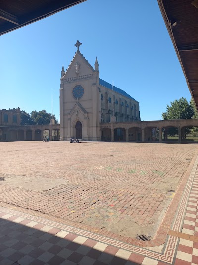 Fotos Fundacion Armstrong - Colegio La Salle González Catán