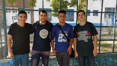 Fotos Escuela Media 4