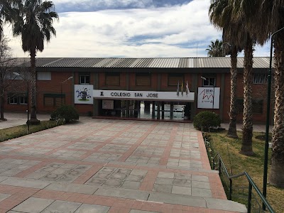 Fotos SAN JOSE SCHOOL