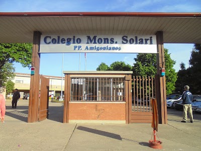 Fotos Archbishop Solari school.