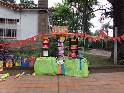 Fotos Xul Solar School