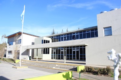 Fotos College of the Southern Rio Plata