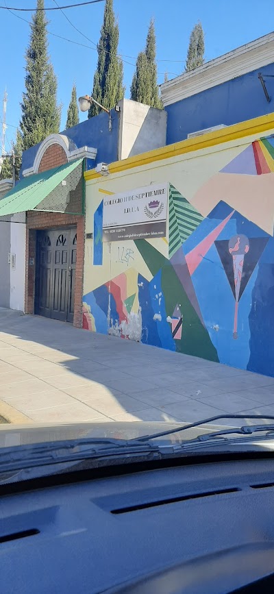 Fotos Once de Septiembre school Don Urbano Arotce