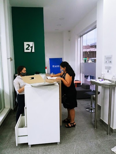 Fotos Universidad Siglo 21 - CAU Corrientes