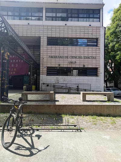 Fotos Facultad de Ciencias Exactas