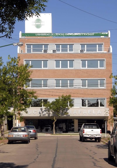 Fotos UCES Rafaela Academic Headquarters