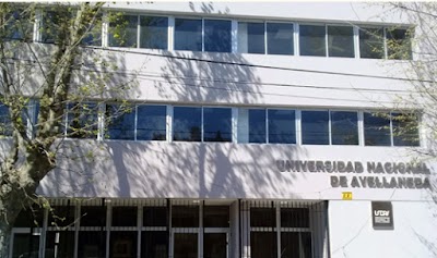 Fotos UNDAV - Sede Arenales