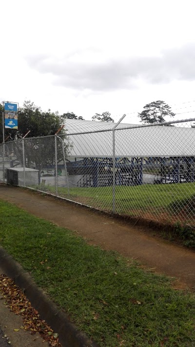 Fotos Saint Peter's Primary and High School