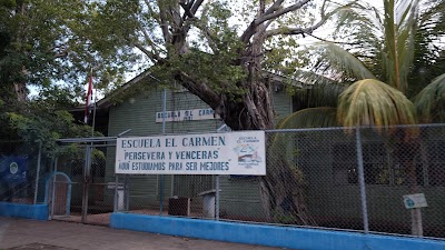 Fotos School El Carmen