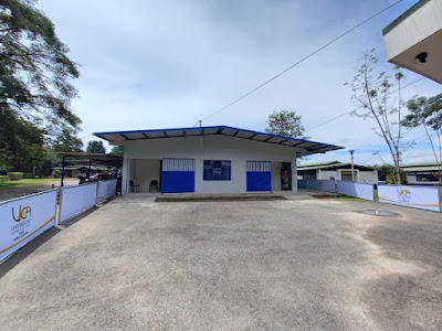 Fotos Universidad Florencio del Castillo (UCA Pérez Zeledón)