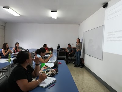 Fotos Aulas Capacitación TEC / Asopro