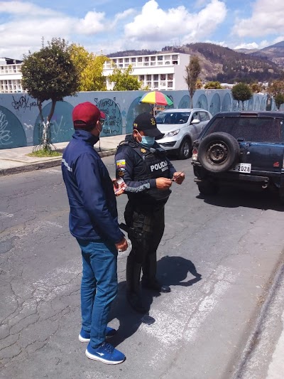 Fotos Coliseo Colegio Experimental Capitán Edmundo Chiriboga