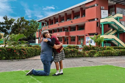 Fotos Unidad Educativa Santiago Mayor