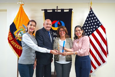 Fotos Colegio Americano de Guayaquil
