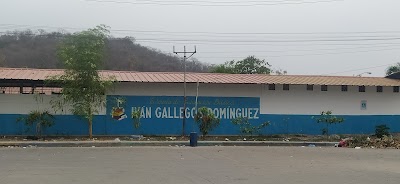 Fotos Escuela EB Fiscal Iván Gallegos Dominguez