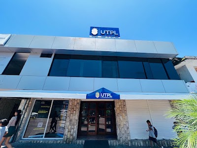 Fotos UTPL Centro de Apoyo Tena