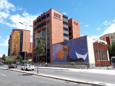 Fotos Simon Bolivar Andean University