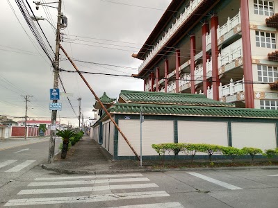 Fotos UMET Metropolitan University of Ecuador