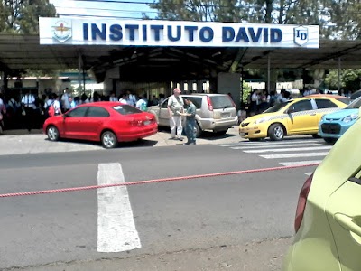 Fotos David Institute High school