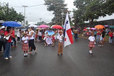 Fotos Escuela Y Guarderia Jehova Nissi